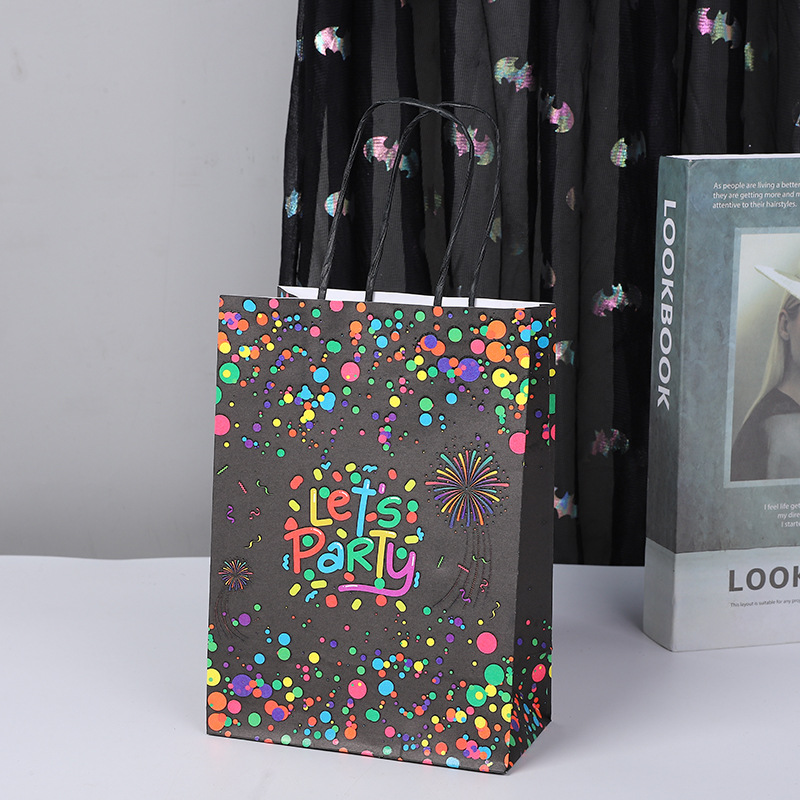 Glow In Dark Paper Gift Bag Ne - Let'S Party Event Supply recensione e prezzo